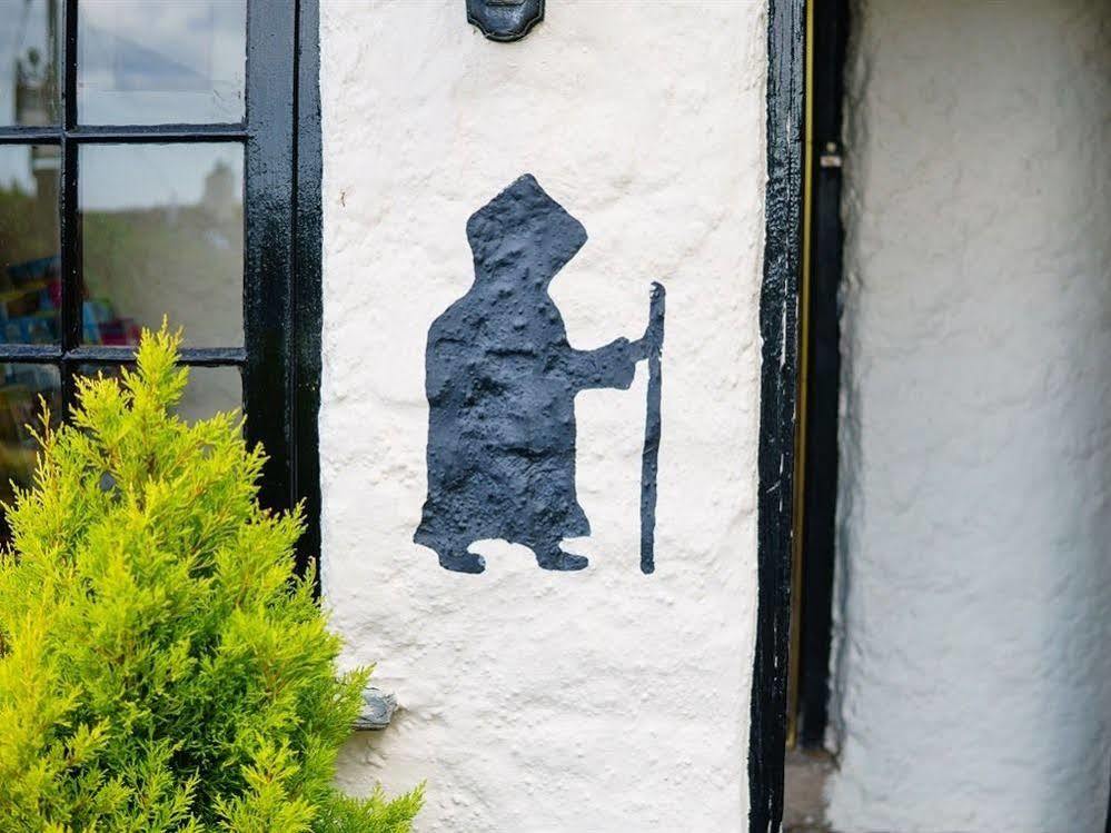 The Weary Friar Inn Pillaton ภายนอก รูปภาพ